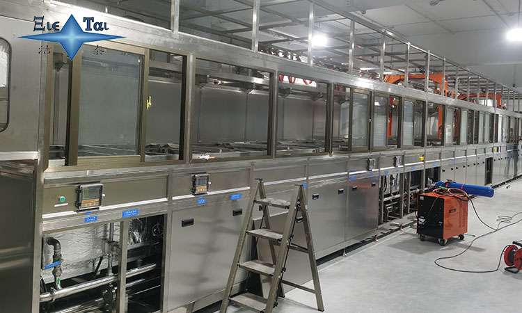 工業(yè)超聲波清洗機(jī)如何成就“免檢級(jí)”供應(yīng)商？潔泰揭秘高端制造背后的清洗革命