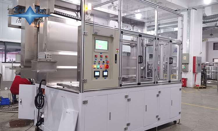 大型超聲波清洗機：潔泰助力精密制造，徹底清除盲孔油泥