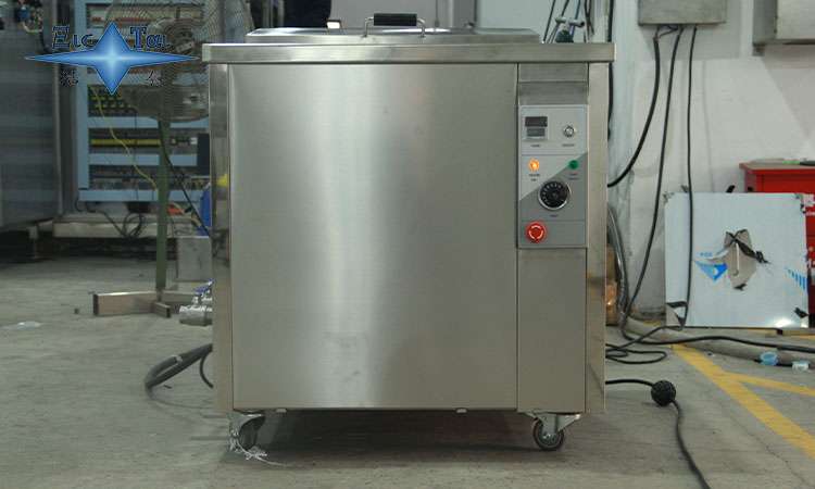 超聲波清洗機洗出發(fā)黑物質(zhì)？詳解四大成因與應(yīng)對方案